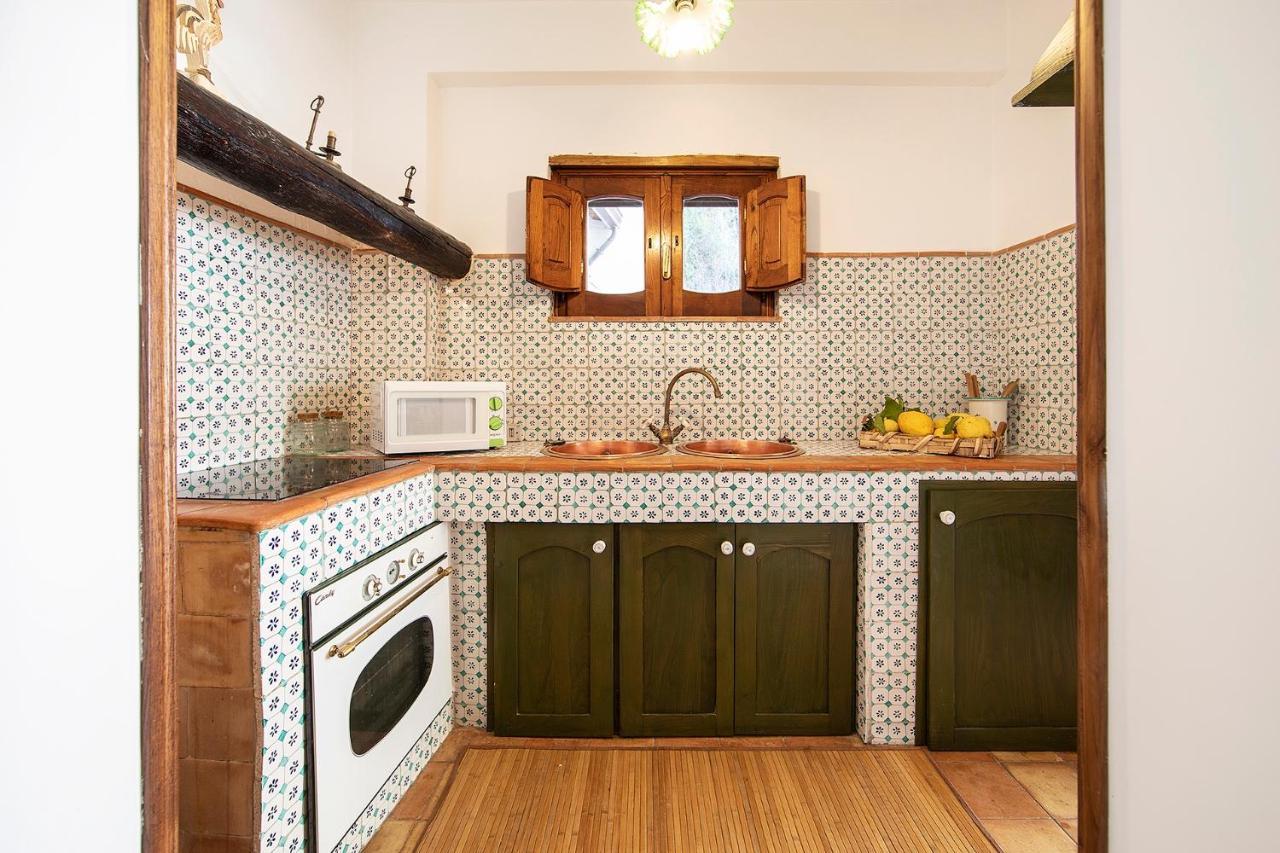 Borgo Di Conca Dei Marini Villa ภายนอก รูปภาพ